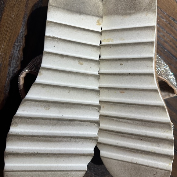 Steve Madden Wedges Size 9 - Picture 2 of 3